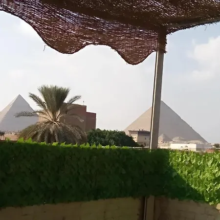 Next To The Giza Pyramids Apartment